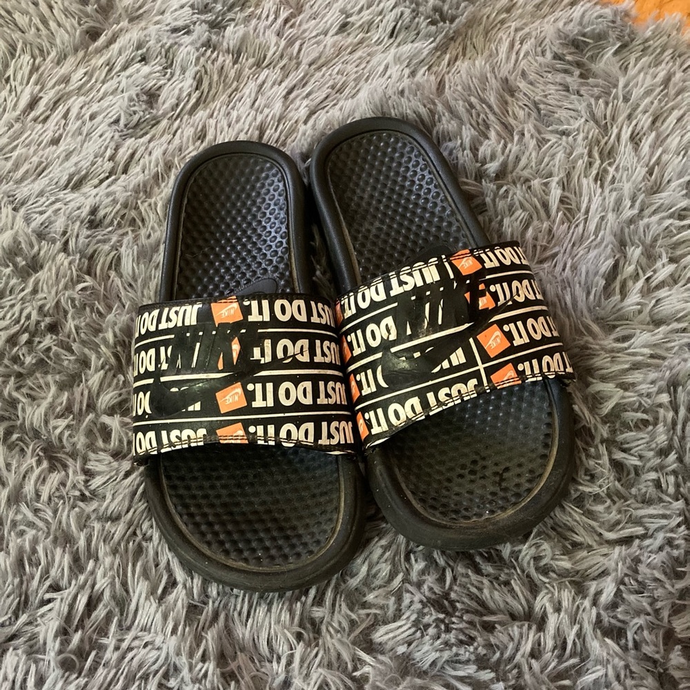 Nike Slides Size 9 Men or Women